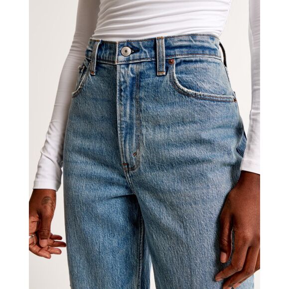 Abercrombie & Fitch The 90's Straight Ultra High Rise Jean, Medium, Size 27/4R - Picture 4 of 12